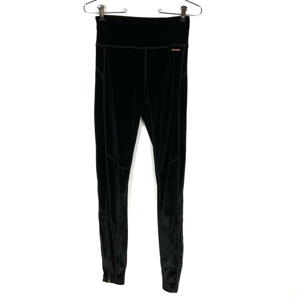 Sweaty Betty Opulence Velvet Leggings - Picture 7 of 16